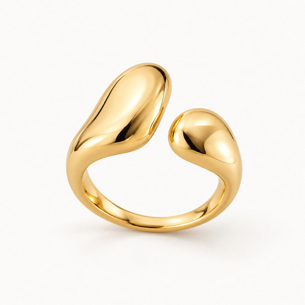 Vera Sculpted Open Band Ring